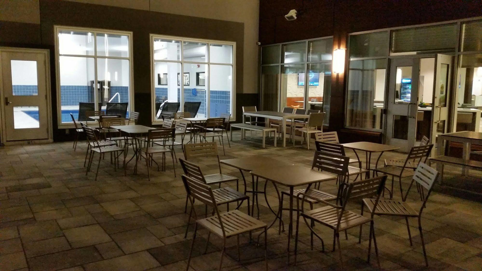 Wingate By Wyndham Dieppe Moncton Zewnętrze zdjęcie